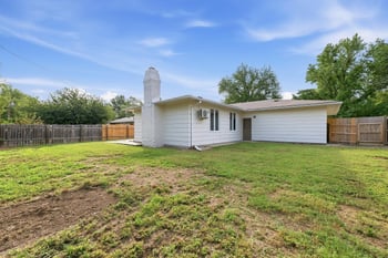 8038 E Watson Ln, Wichita, KS 67207