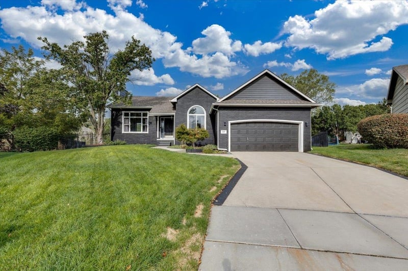 449 S Limuel Ct, Wichita, KS 67235