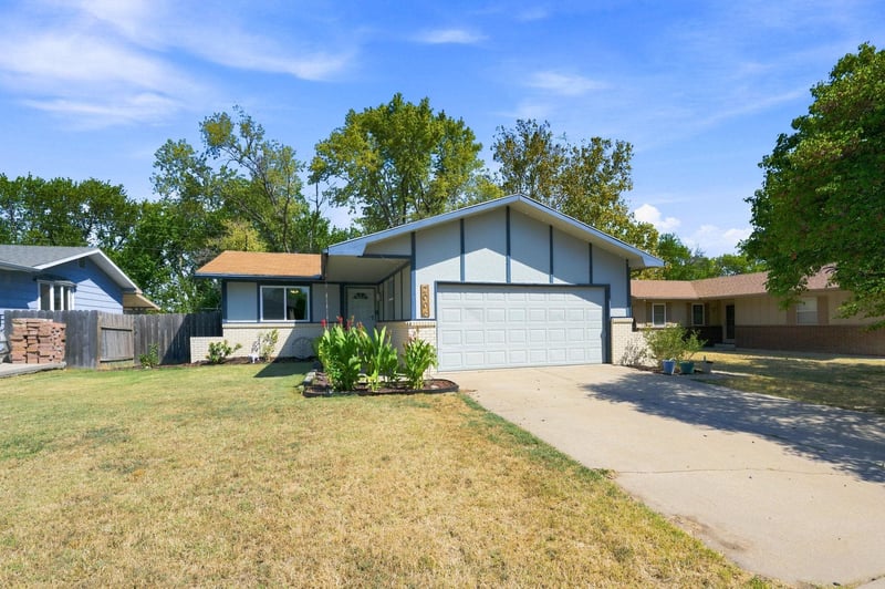 2006 E Ravena St, Park City, KS 67219