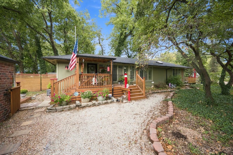 579 S Yale St, Wichita, KS 67218