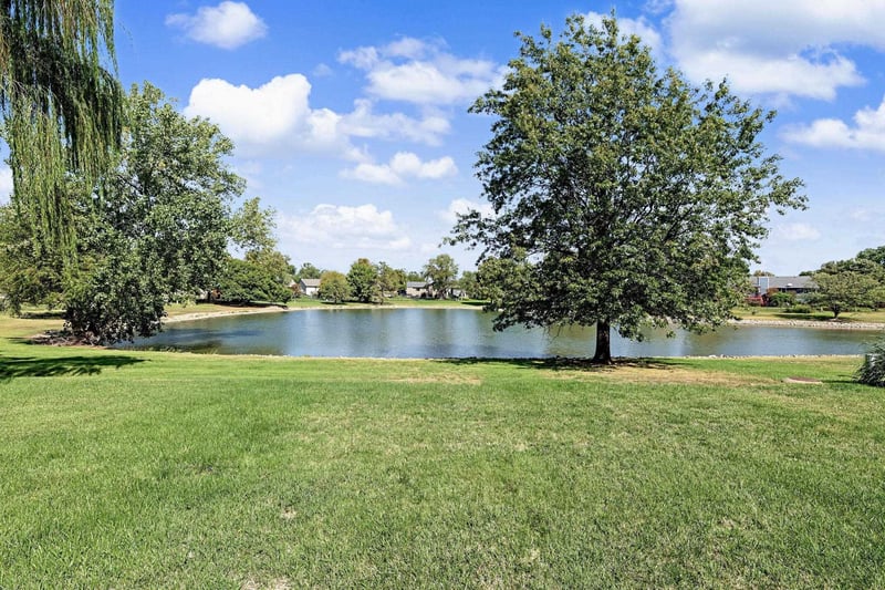 10018 W Greenspoint St, Wichita, KS 67205