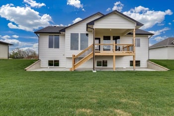8988 E Bradford St, Wichita, KS 67210