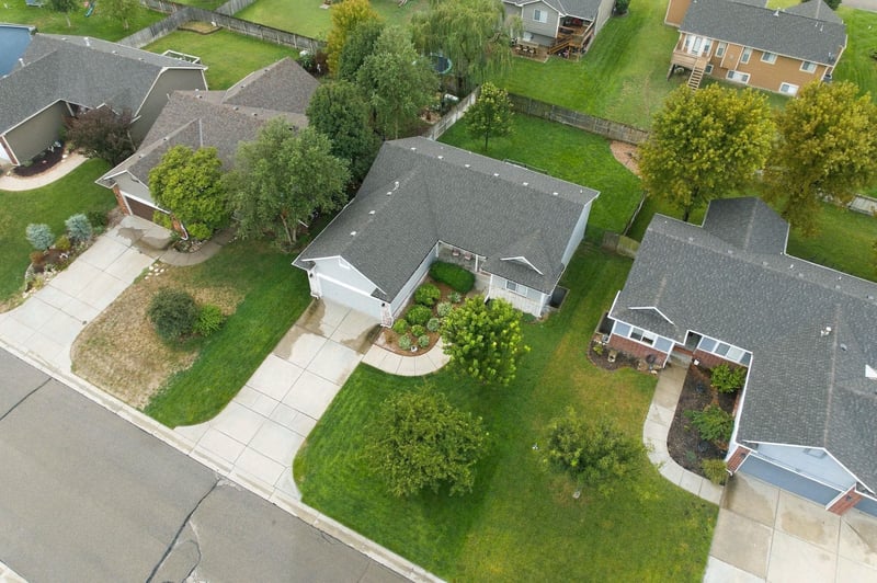 10701 W Lamp Cir, Wichita, KS 67215