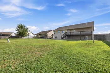 965 N Cedar Brook Cir, Mulvane, KS 67110