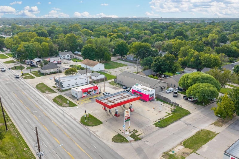 1203 E Pawnee St #1205 E Pawnee, Wichita, KS 67211