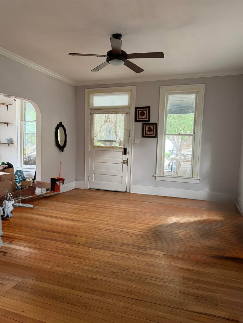325 N Green, Wichita, KS 67214