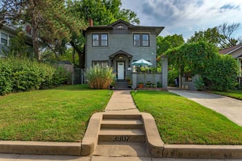 3907 E Douglas, Wichita, KS 67218