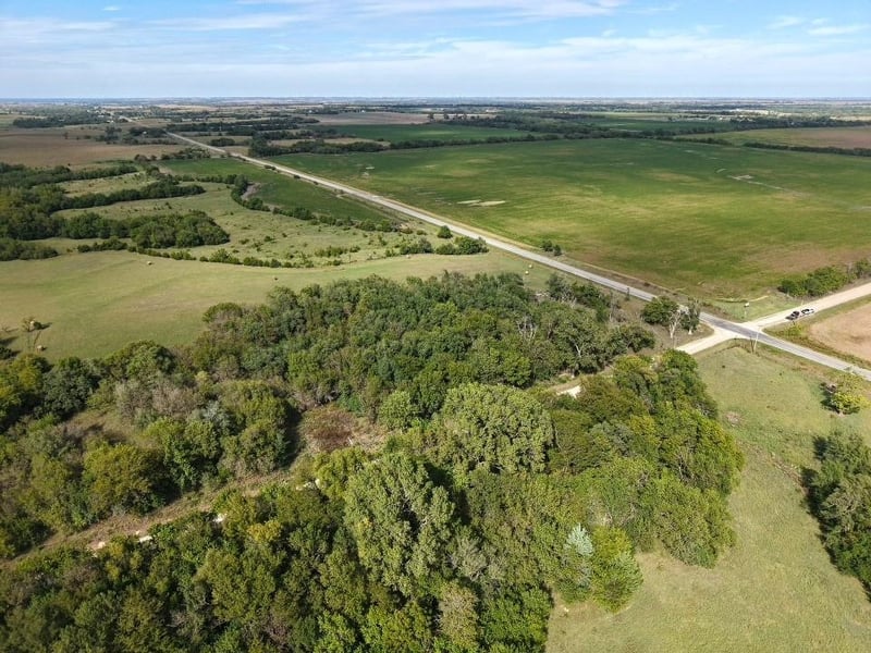 00000 Mohawk Rd, Canton, KS 67428
