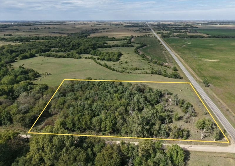 00000 Mohawk Rd, Canton, KS 67428