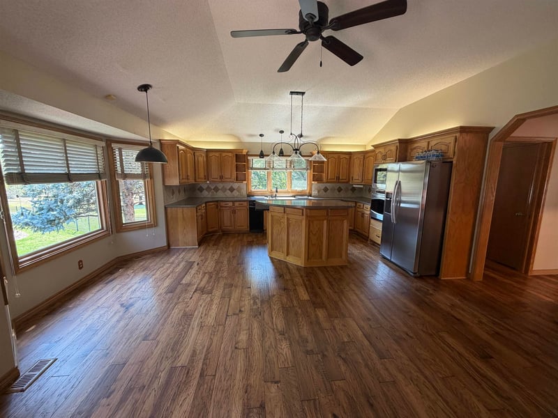 1330 N Hickory Creek, Wichita, KS 67235