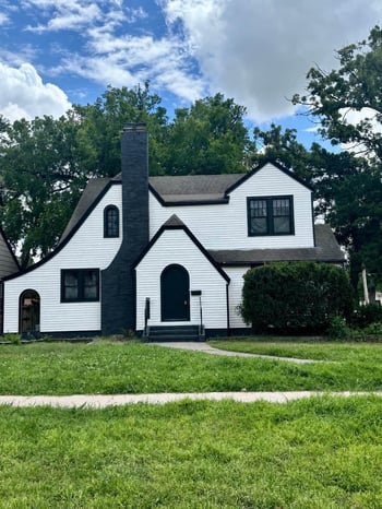 701 E 4th St, Newton, KS 67114