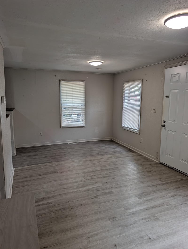 1108 Ellet St, El Dorado, KS 67042