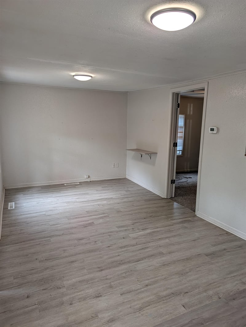 1108 Ellet St, El Dorado, KS 67042