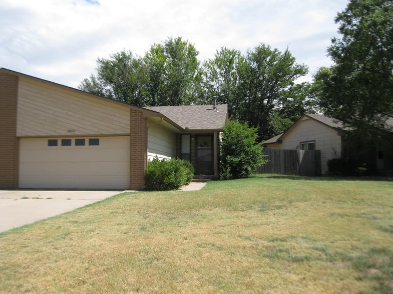 1820 S Griffith, Wichita, KS 67207