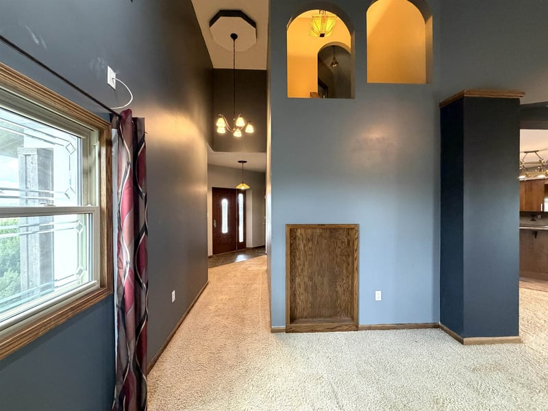 6701 W State St, Salina, KS 67401