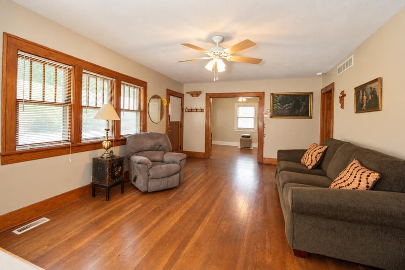 1122 S Waco, Wichita, KS 67213