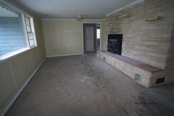 1260 E 71st St S, Haysville, KS 67060