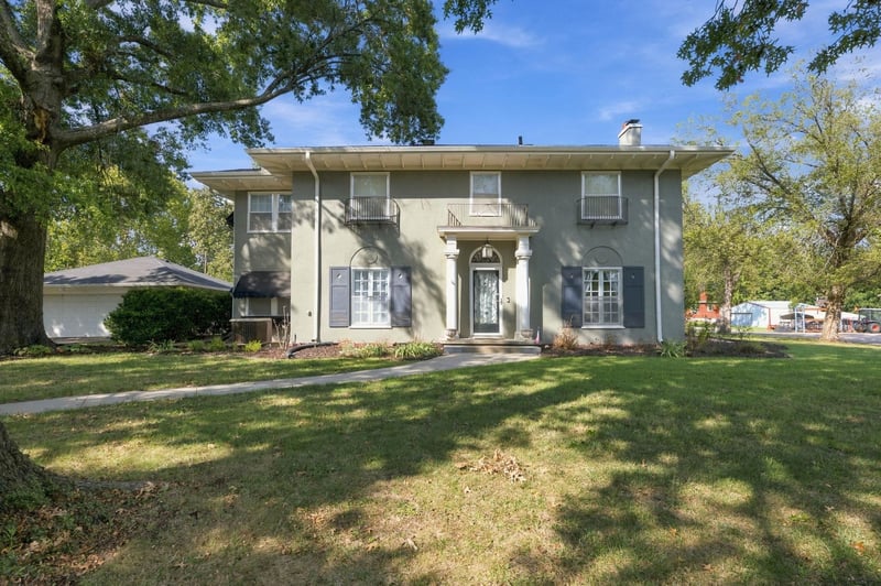 201 N Plum St, Eureka, KS 67045