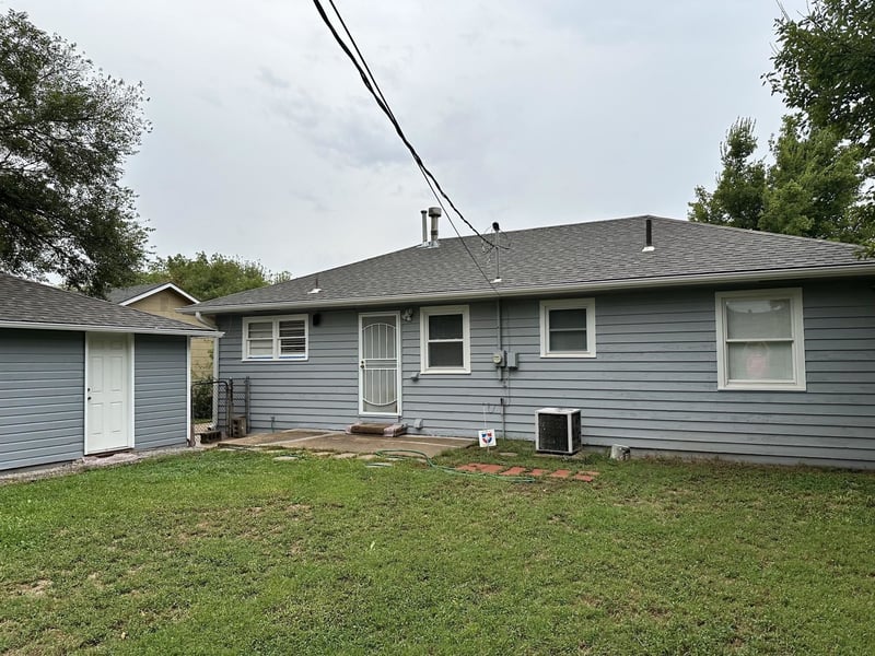 1842 N Estelle, Wichita, KS 67214