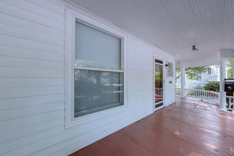1002 E 9th Ave, Winfield, KS 67156