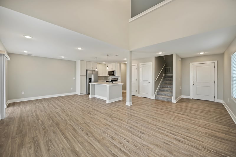 1226 Steve Hawley Ln, Salina, KS 67401