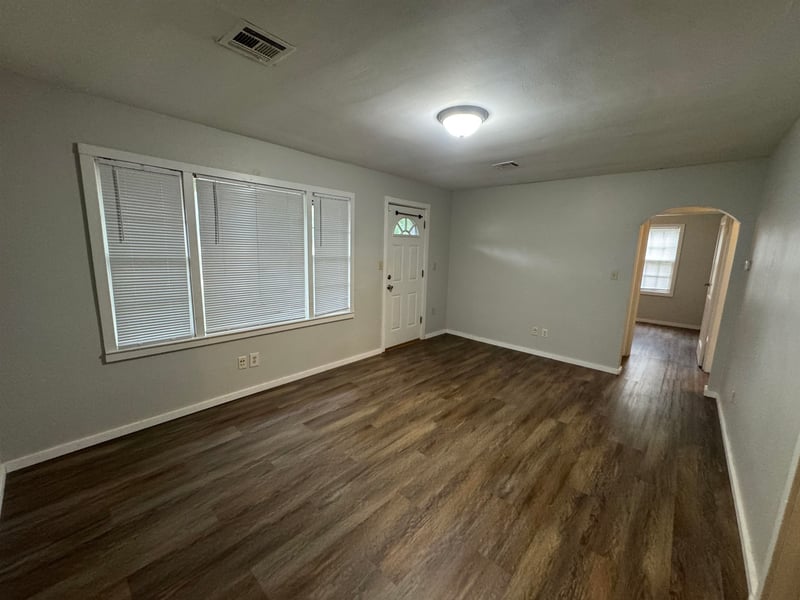 419 E 16th, Winfield, KS 67156