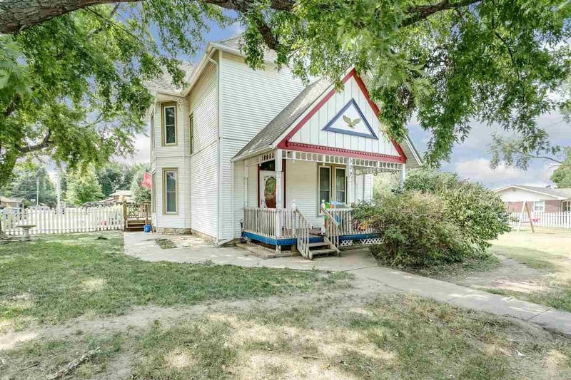 509 W Chicago, Colwich, KS 67030