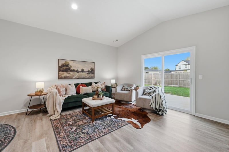 2717 S Cypress St, Wichita, KS 67210-2475