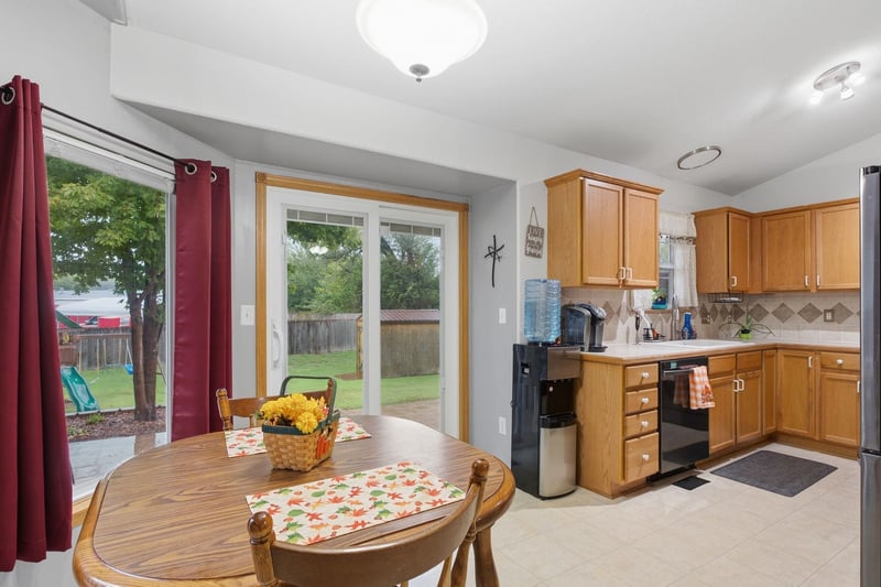 1514 E Mona St, Wichita, KS 67216