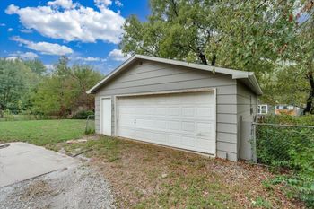 6345 N Tarrytown St, Park City, KS 67219-1715