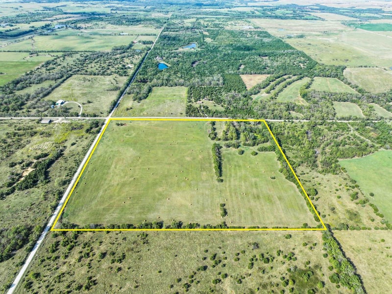 1722 30th St, Severy, KS 67137