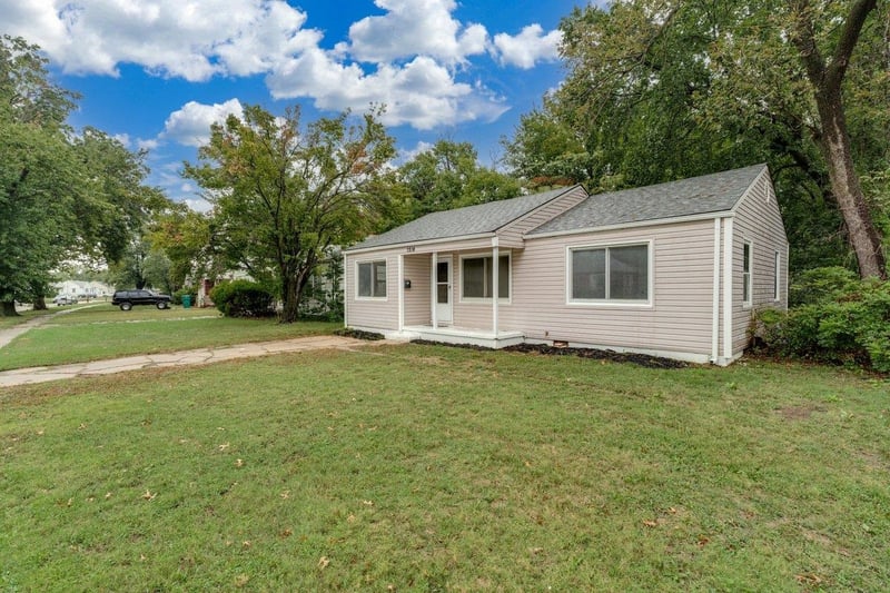 1514 N Battin St, Wichita, KS 67208