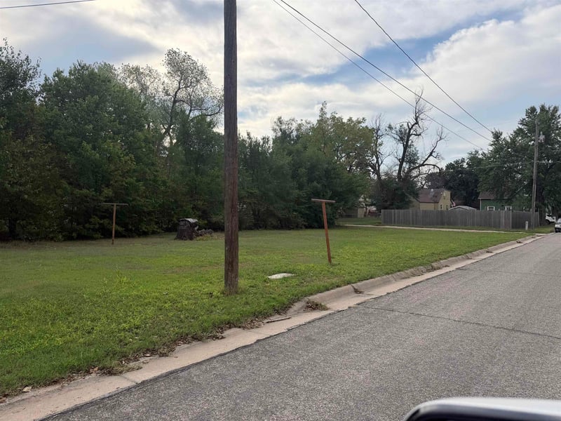 1001 E 6th St, Newton, KS 67114