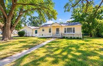 4204 S Bartlow Dr, Wichita, KS 67217-4650