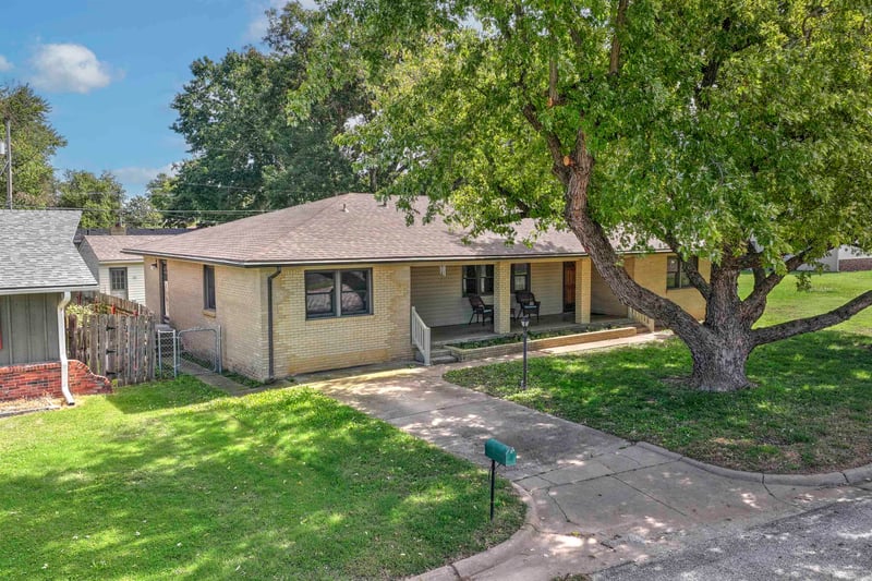 1410 N A, Arkansas City, KS 67005