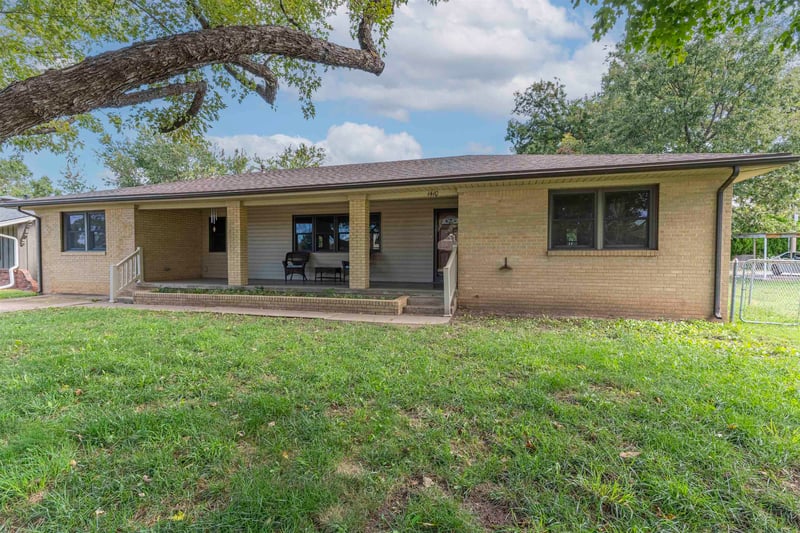 1410 N A, Arkansas City, KS 67005