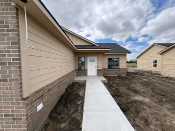 5809 Plumthicket St, Bel Aire, KS 67226