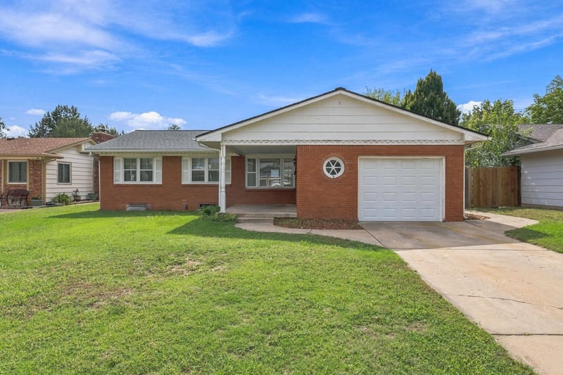 8105 E Clay St, Wichita, KS 67207