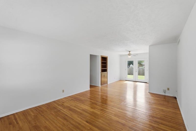 8105 E Clay St, Wichita, KS 67207