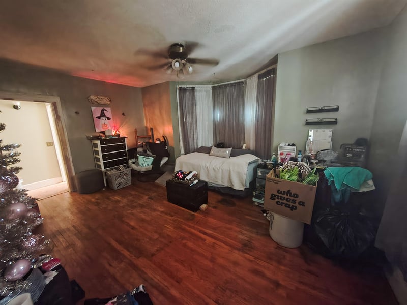 526 W Iron Ave, Salina, KS 67401