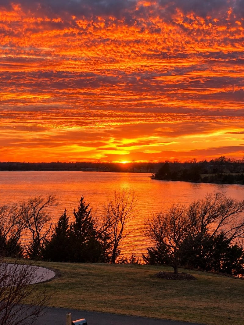 120 Lakeshore, Marion, KS 66861