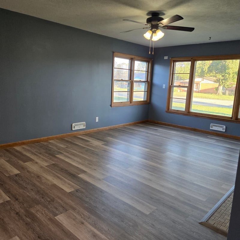 844 E Claflin Ave, Salina, KS 67401