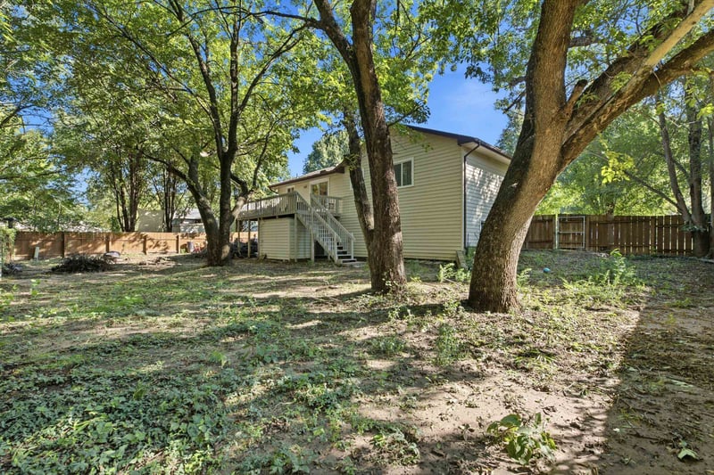 1225 N Wild Turkey Dr, Derby, KS 67937