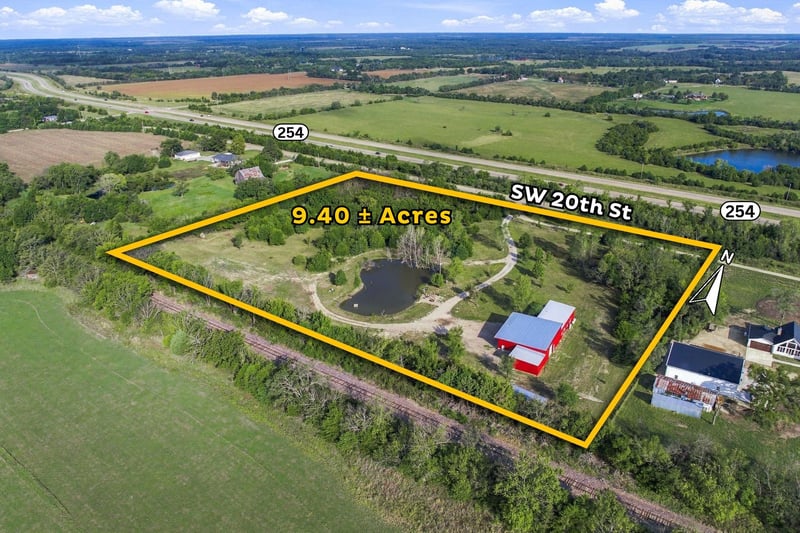 12621 SW 20th St, Benton, KS 67017