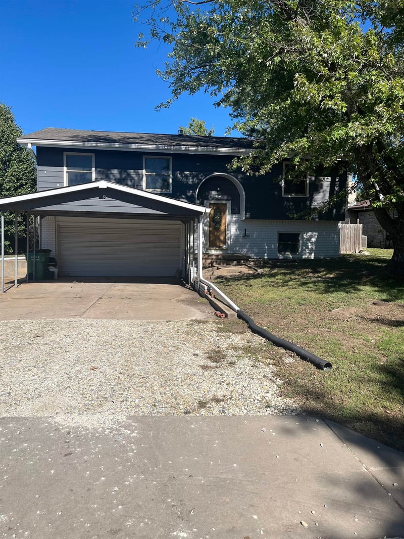 8 Park Rd, Rose Hill, KS 67133