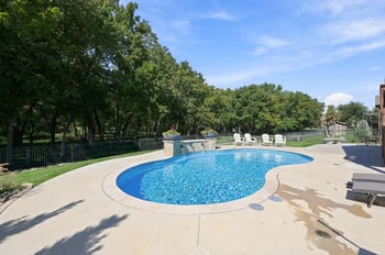 2301 N Rough Creek Rd, Derby, KS 67037