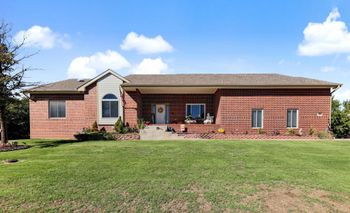 48 W Stevie Ct, Goddard, KS 67052