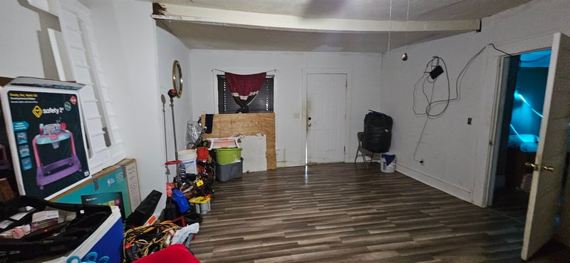 108 Iowa St, Winfield, KS 67156