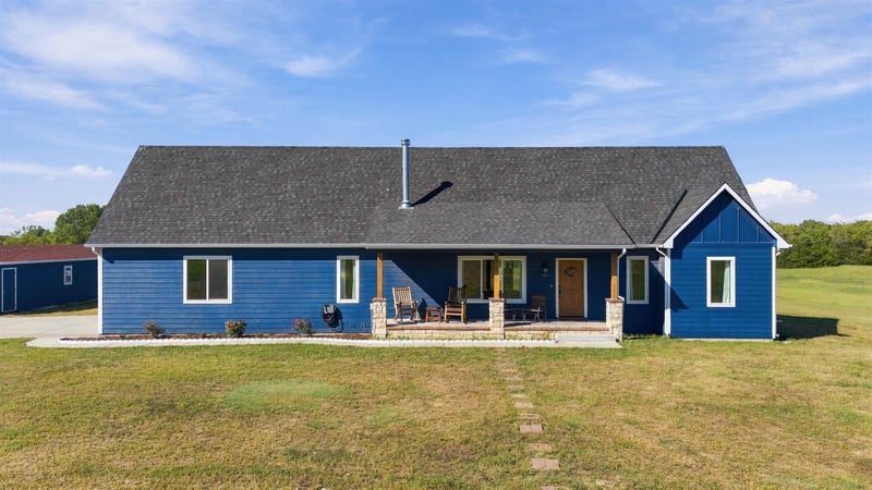 1217 N River, Mulvane, KS 67110