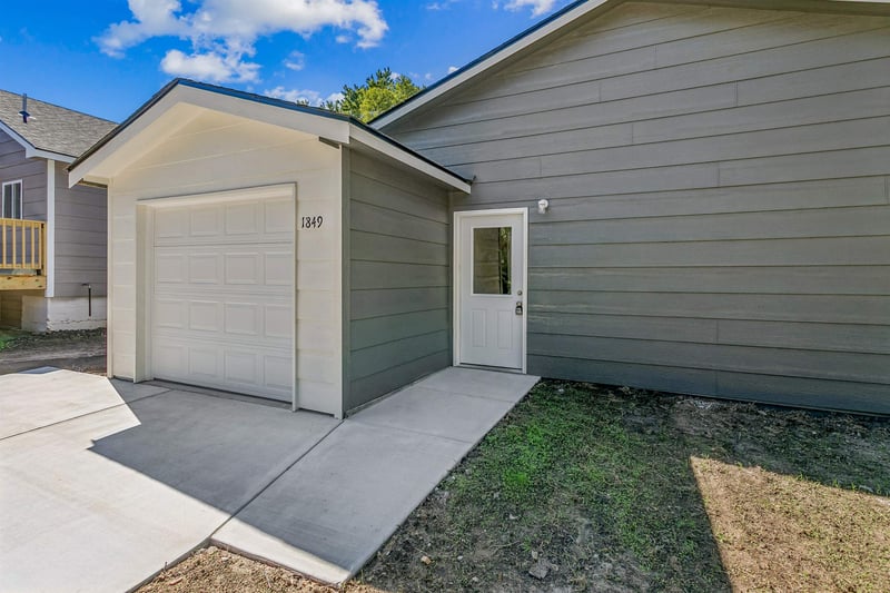 1849 S Madison, Wichita, KS 67211